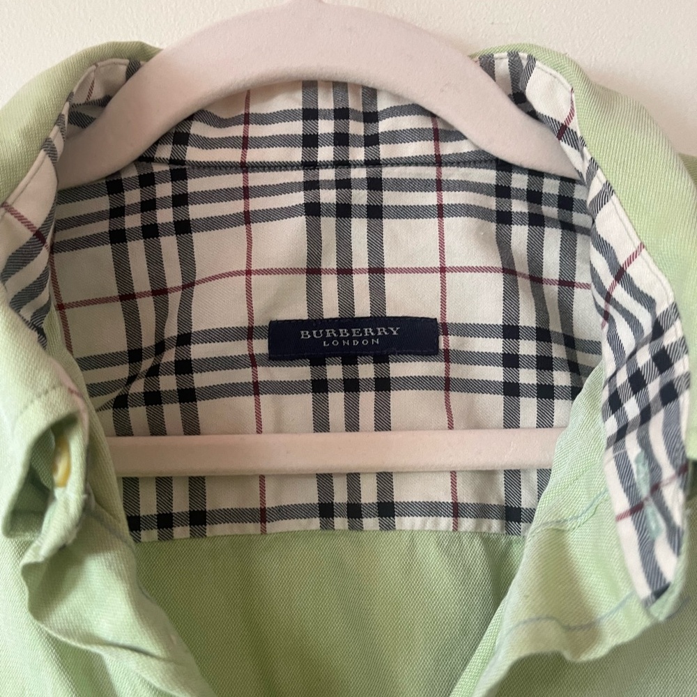 Men’s Burberry London Green Button Down Size Large